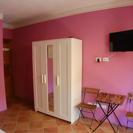 Konukevi Il Melo Cotogno 3*